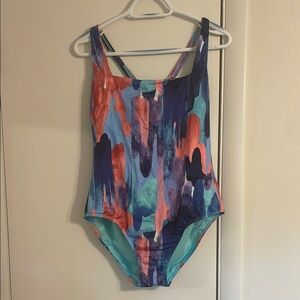 L.L. Bean Blue and Red Artistic One Piece Swimsuit Womens 16